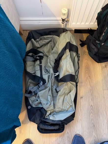 Photo of free Samsonite duffle bag (Cambridge CB4) #1