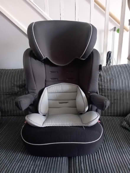 Photo of free Car seat (without straps) 15-36kg (CR44EX CR4) #1