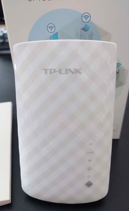 Photo of free Wifi range extender (TP-link RE200) (Clerwood EH12) #3