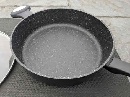 Photo of free Large pan (Local area CM3) #2
