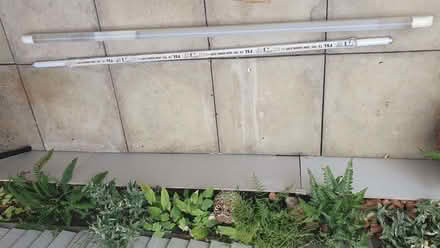 Photo of free Flourescent light fixture (Calne SN11) #1