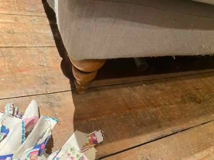 Photo of free Large 3-4 seater couch (ME139 bh) #2