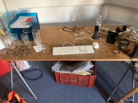 Photo of free Desk (Kington HR5) #2