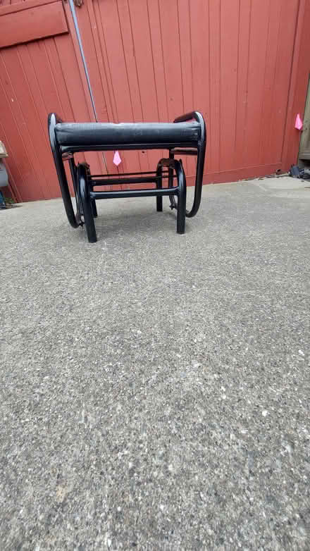 Photo of free Footrest (94015) #2