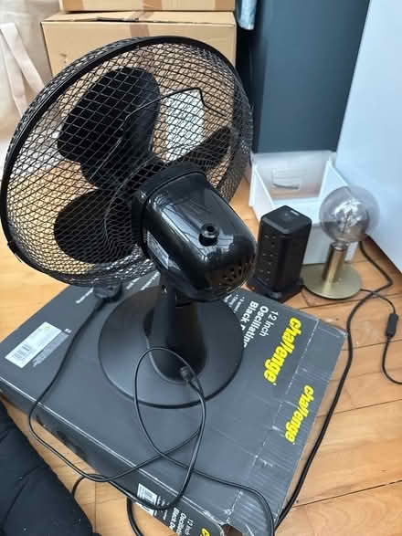 Photo of free Black desk fan (Shepherds Bush W6) #4