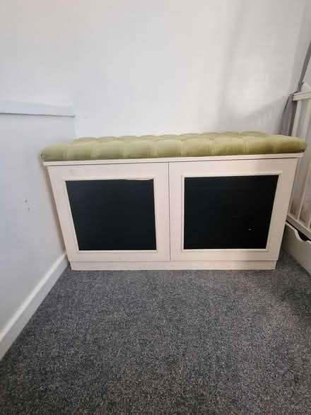 Photo of free Wooden chest (Upton) #3