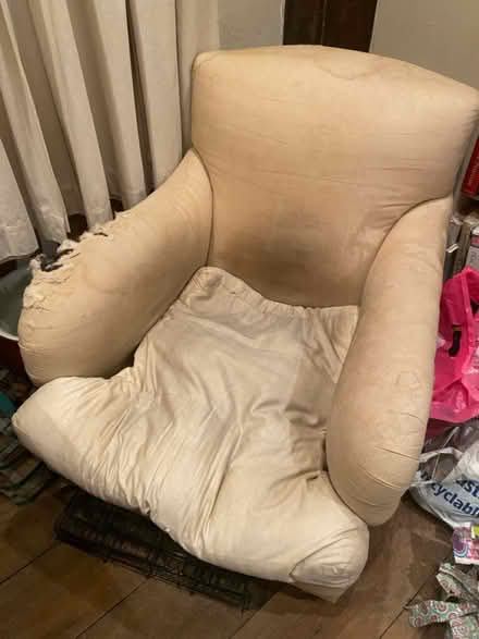 Photo of free Turn of the century arm chair (ME139 bh) #1