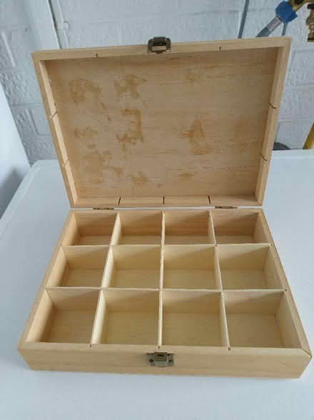 Photo of free Small Box (Dronfield Woodhouse S18) #2