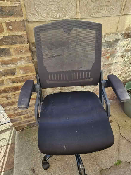 Photo of free Desk chair (Seaside BN22) #1