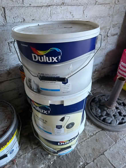 Photo of free White and magnolia paint (Madeley TF7) #1