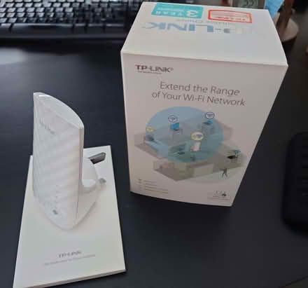 Photo of free Wifi range extender (TP-link RE200) (Clerwood EH12) #1