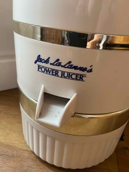 Photo of free Juicer (Nr sainsburys BA11) #2