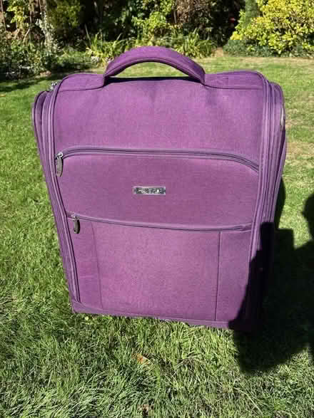 Photo of free luggage case (Oxford OX2) #1