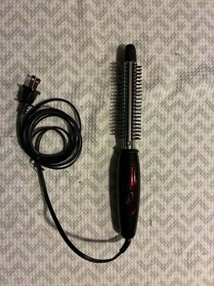 Photo of free Curling brushes (Smoky Hill Rd & Tower Rd) #3