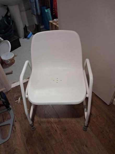Photo of free Shower chair (Codnor DE5) #2