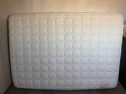 Photo of free 140x190cm Double Mattress (Brentwood CM13) #1