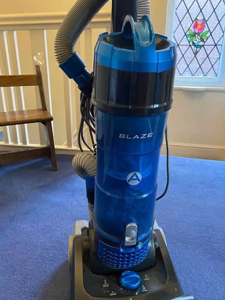 Photo of free Hoover Blaze Upright Vacuum Cleaner (Mossley Hill L18) #2