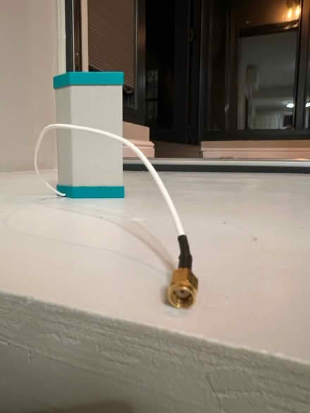 Photo of free WiFi Directional Sector Antenna (Clapham North SW4) #3