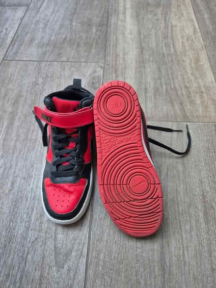 Photo of free 4.5 uk size Nike trainers (Woodham, Woking GU21 5TN) #1