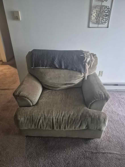 Photo of free couch chair with ottoman (Urbandale iowa) #2