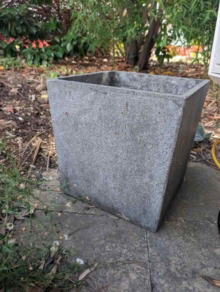 Photo of free Planter (Wokingham RG41) #1