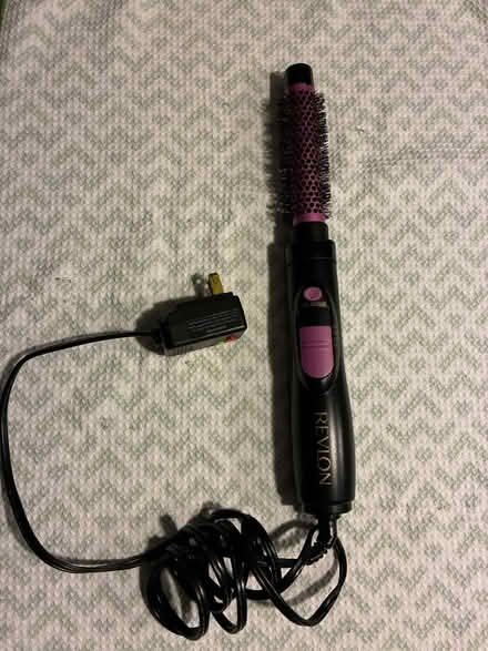 Photo of free Curling brushes (Smoky Hill Rd & Tower Rd) #4
