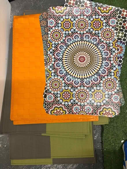 Photo of free Placemats (W1W 6) #1
