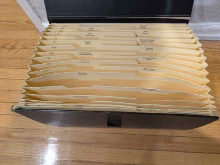 Photo of free Paper organizer (Bloor St W & South Kingsway) #3