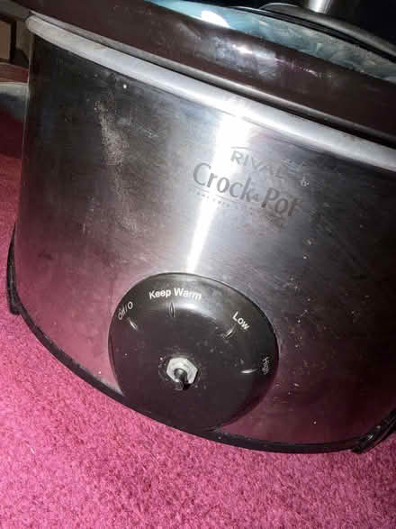 Photo of free Slow Cooker / Crock Pot (Potters Bar EN6) #3
