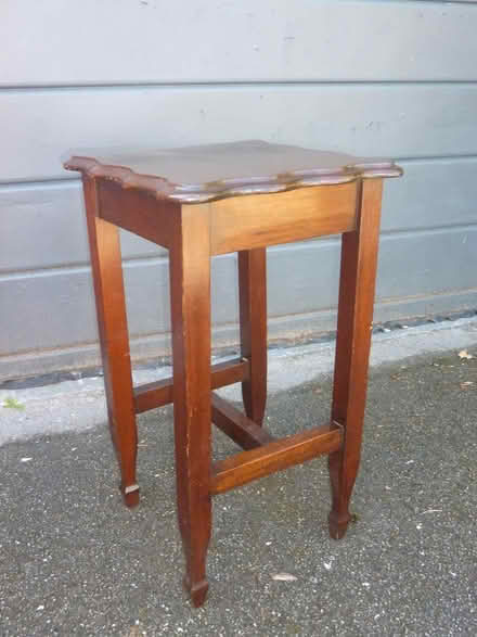 Photo of free pie crust side/plant table (Lytham St Annes FY8) #1