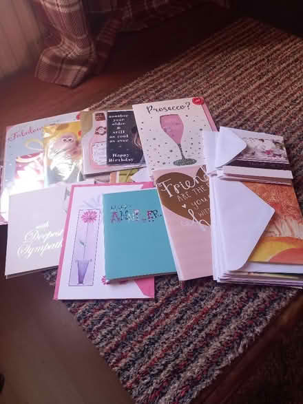 Photo of free Various greeting cards (Cam GL11) #1