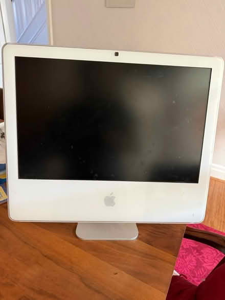 Photo of free Apple iMac (Croydon SM6) #1
