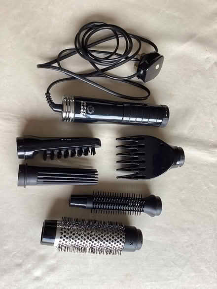 Photo of free Nicky Clarke hair dryer/styling wand (Beaconsfield HP9) #2
