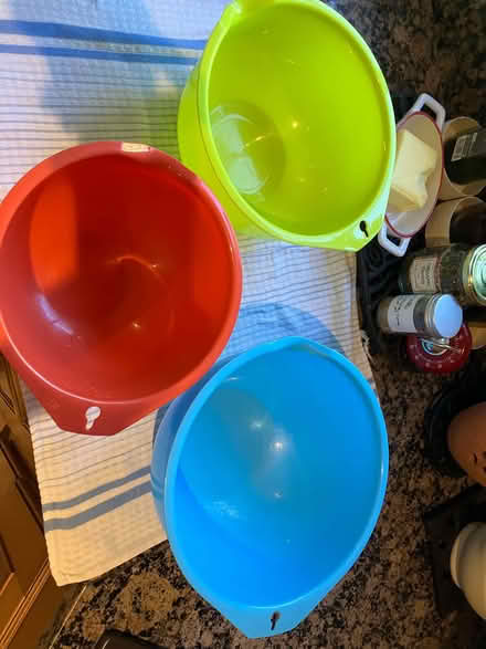 Photo of free Set of 3 Mixing Bowls (Goffs Oak EN7) #1