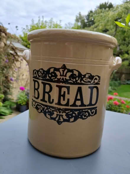 Photo of free bread crock (Cirencester GL7) #1