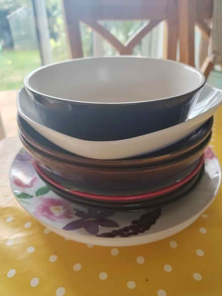 Photo of free Plates and bowls (Headington OX3) #1