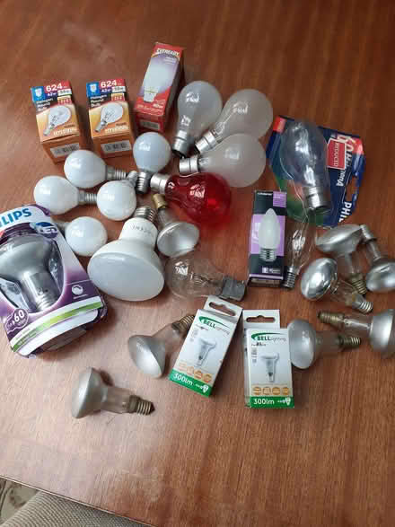 Photo of free Various lightbulbs (Southport PR8) #1