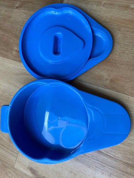 Photo of free Bed pan (Priorslee TF2) #1