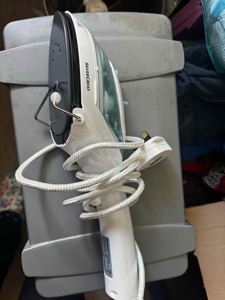 Photo of free Small steam iron (Aspley NG8) #1