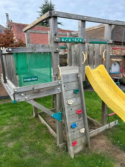 Photo of free Jungle Gym Kids Climbing Frame (South Cambridgeshire CB24) #4