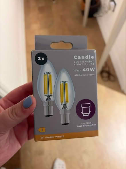 Photo of free New 40w light bulbs unused (Park street st albans AL2) #1