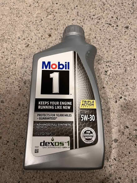 Photo of free Quart of 5W-30 synthetic motor oil (Porter Square, Cambridge) #1