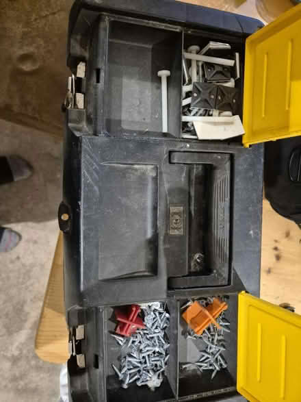 Photo of free Stanley tool box (De72 3px) #3