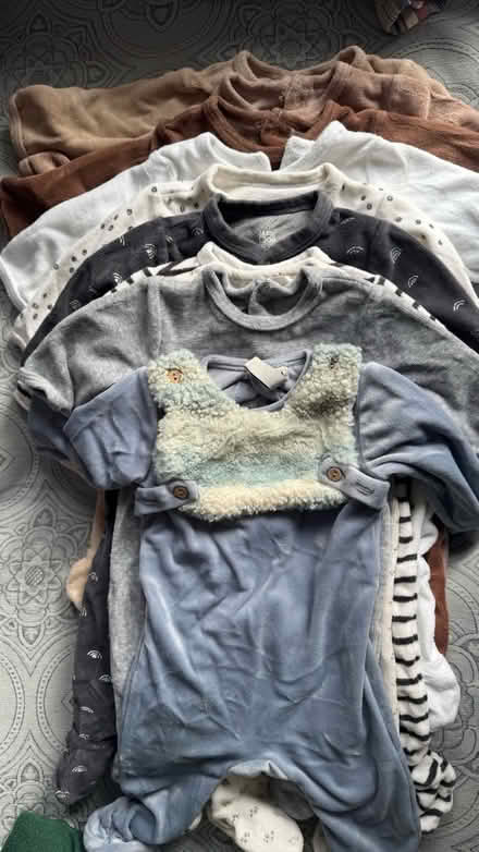 Photo of free x10 babygrows 6m (NW4 1BT hendon) #1