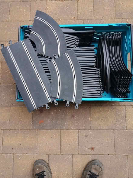 Photo of free classic scalextric track (Temple Street OX4) #1