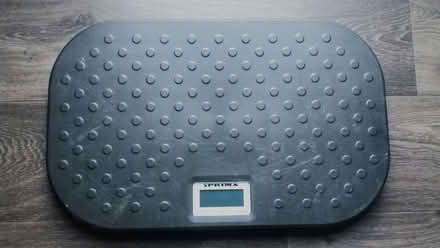 Photo of free Electronic pet scales for pets up to 40kg. Maybe faulty. (Old Farm Park MK7) #1