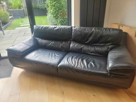 Photo of free Large 2 seater settee (Leigh-on-Sea SS9) #1