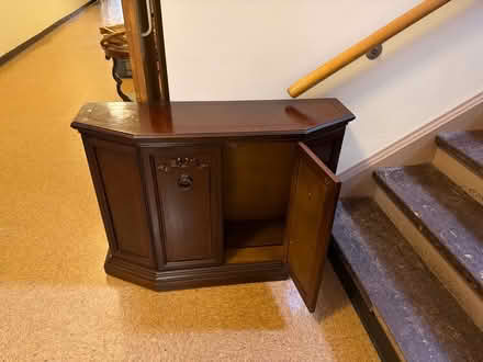 Photo of free Furniture, mirror and high chair (Near murrysville) #1