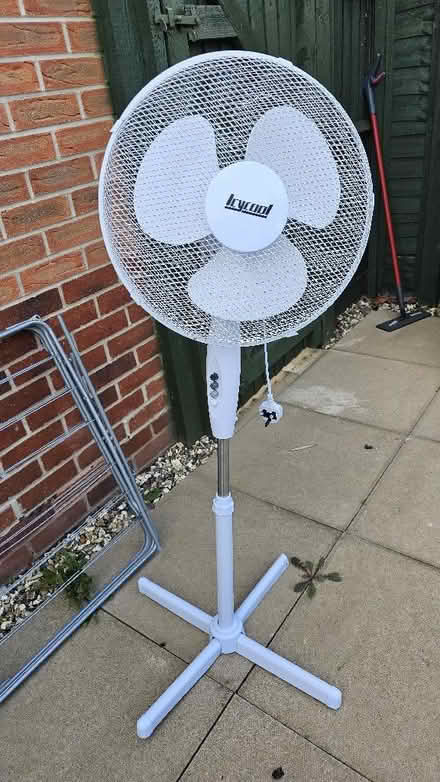 Photo of free Fan (Catherine Cross WS10) #1