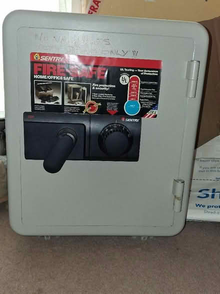 Photo of free Fire safe (Sandilands CR0) #2